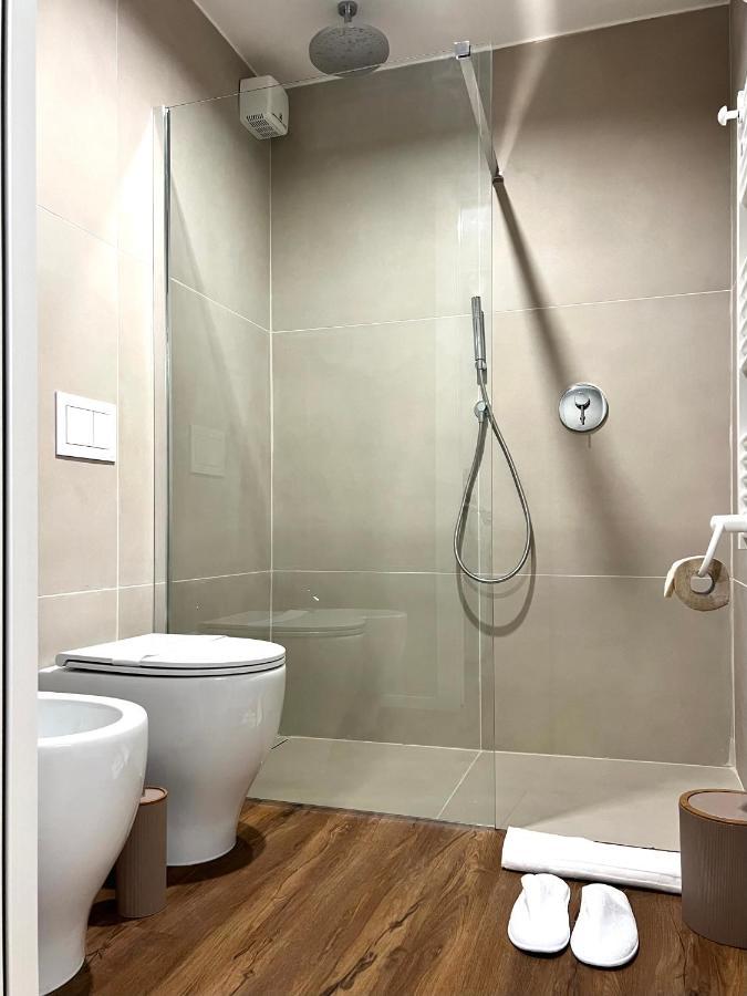Tarra Luxury Suite Mediolan Zewnętrze zdjęcie