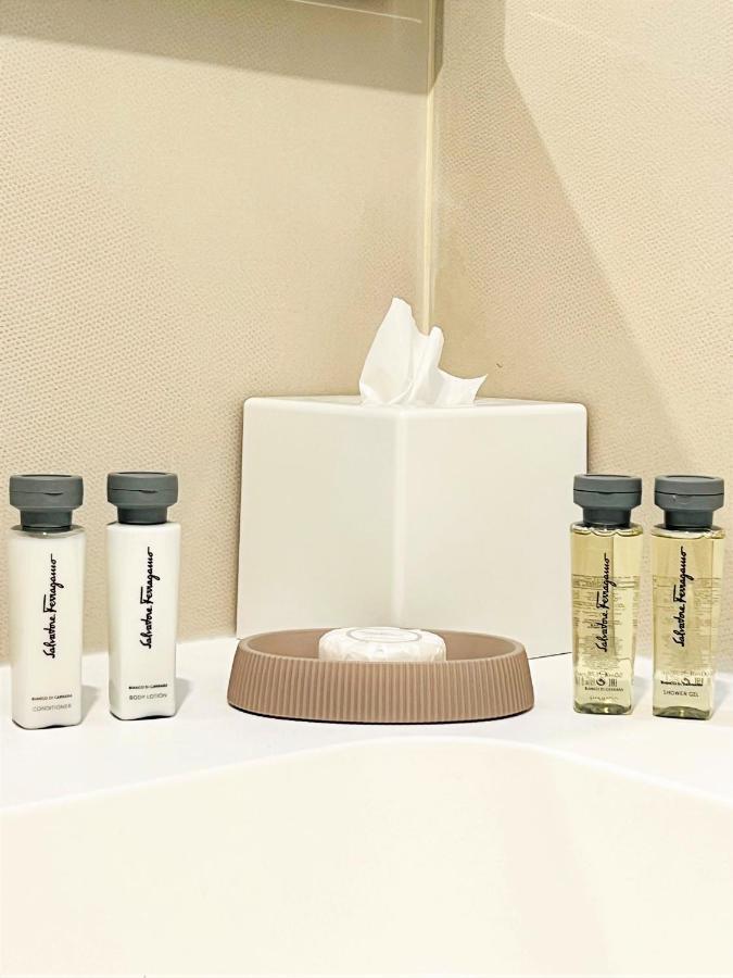 Tarra Luxury Suite Mediolan Zewnętrze zdjęcie